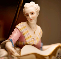 Martha Washington Lamp